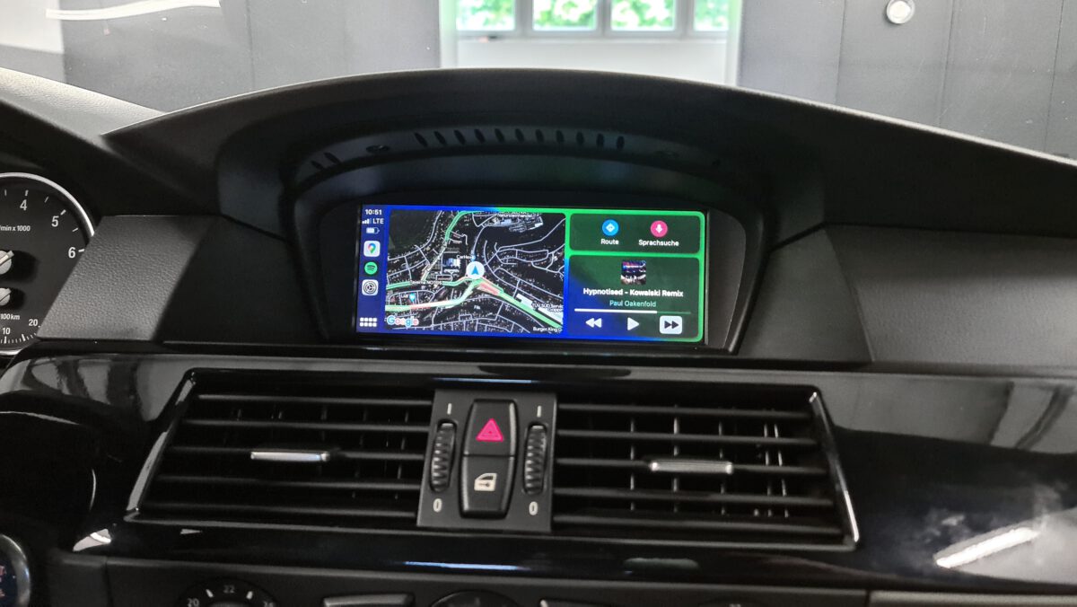 BMW E-Series CarPlay Display 8.8”